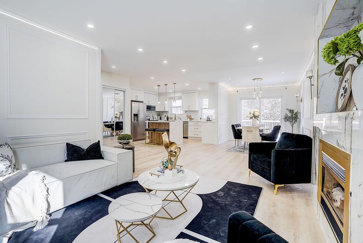 15 Crossburn Drive Toronto 15 Crossburn Drive Toronto