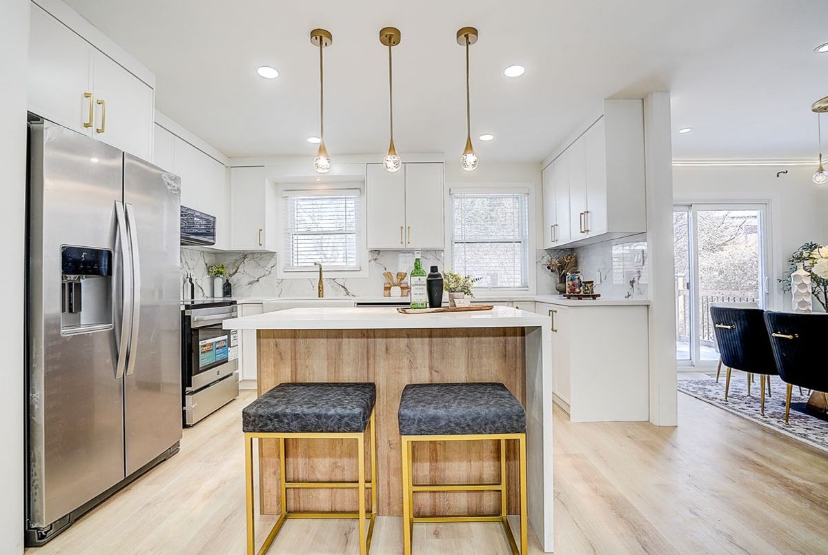 15 Crossburn Drive Toronto 15 Crossburn Drive Toronto