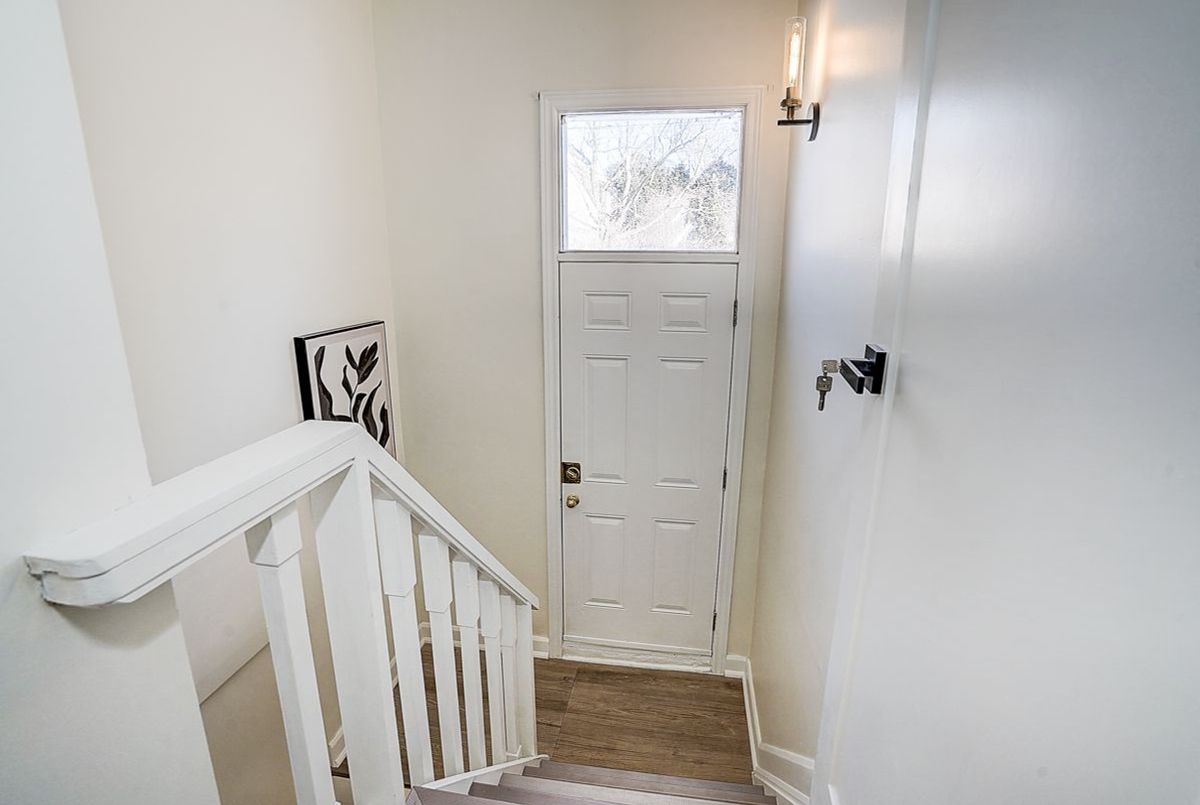 15 Crossburn Drive Toronto 15 Crossburn Drive Toronto