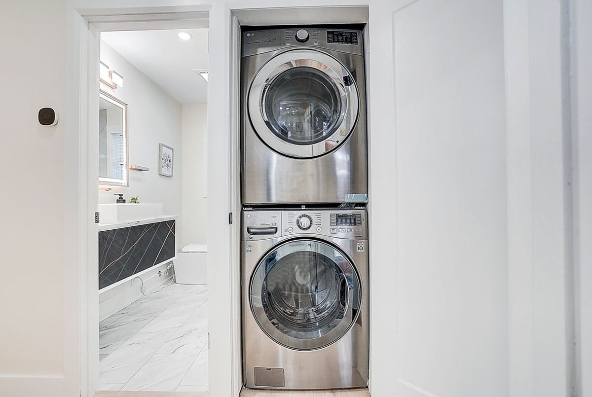 15 Crossburn Drive Toronto 15 Crossburn Drive Toronto