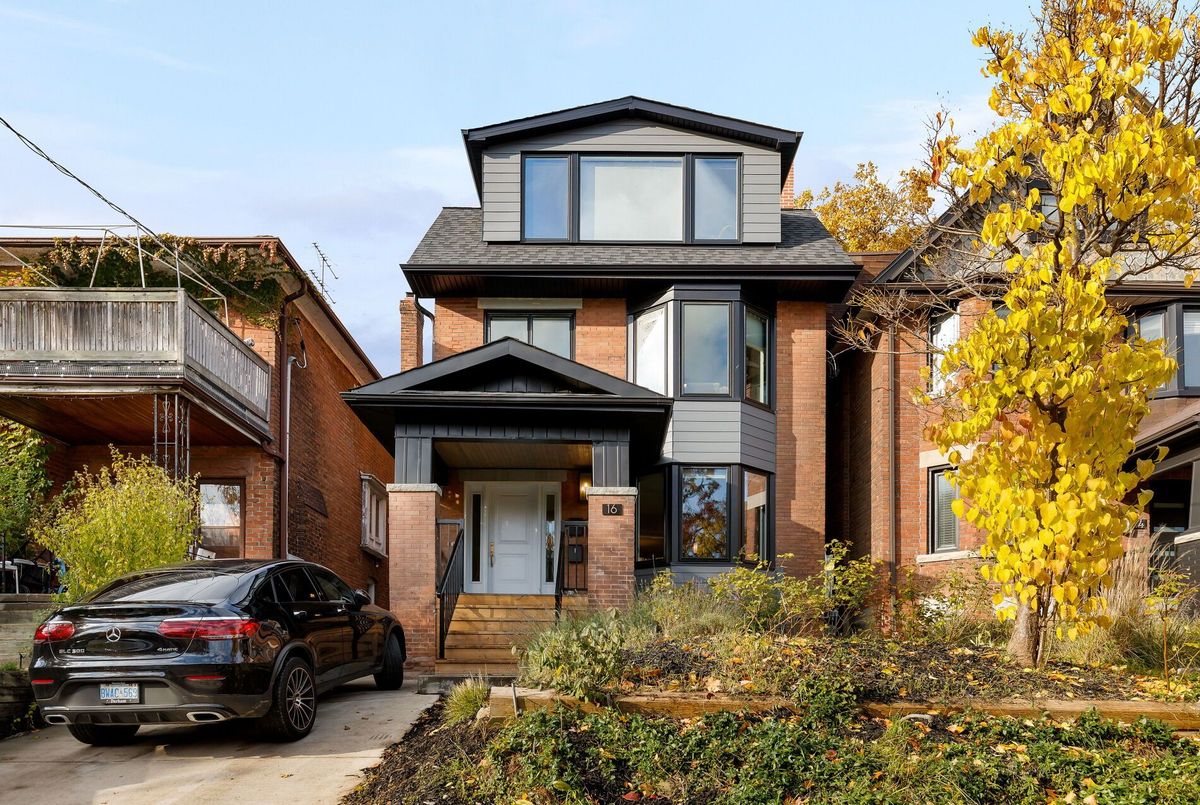 16 Rosemount Avenue Toronto 16 Rosemount Avenue Toronto