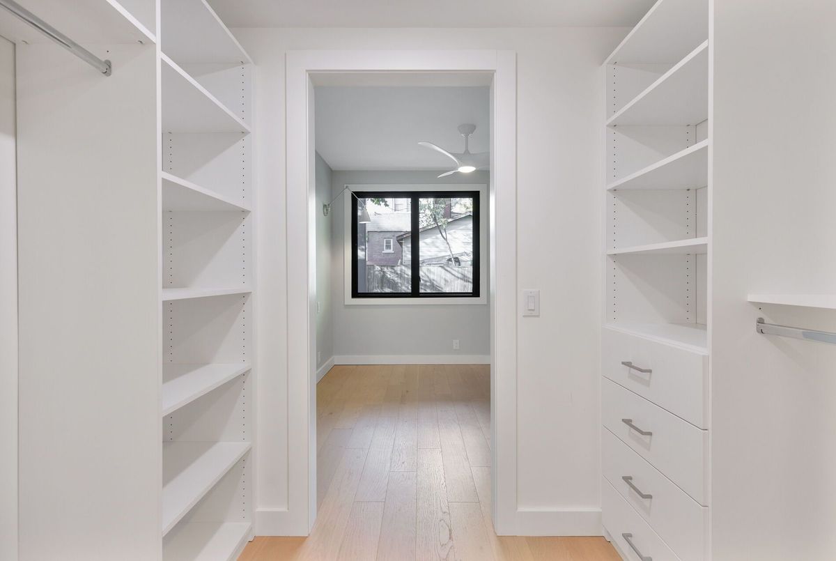 16 Rosemount Avenue Toronto 16 Rosemount Avenue Toronto