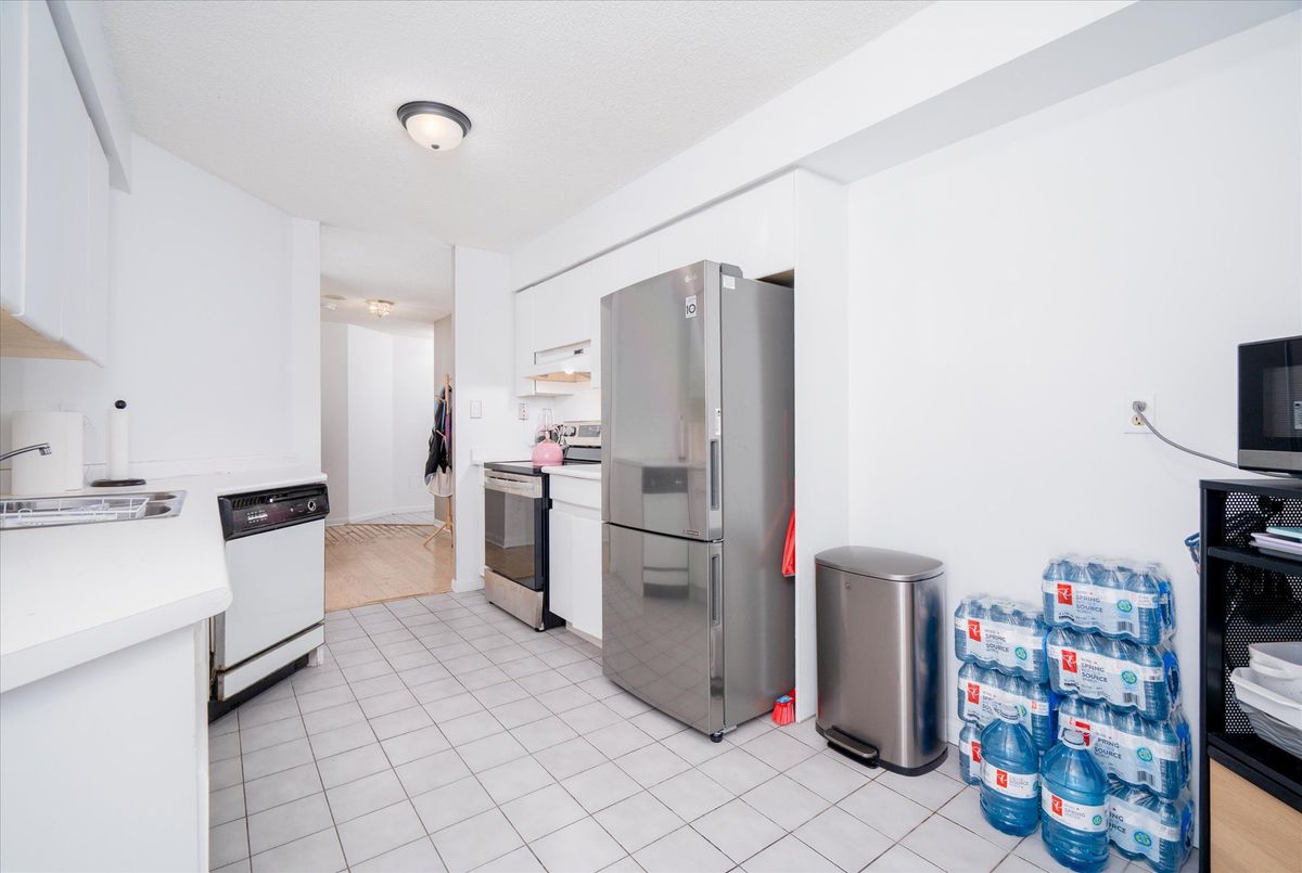 24 Wellesley Street W Toronto 24 Wellesley Street W Toronto