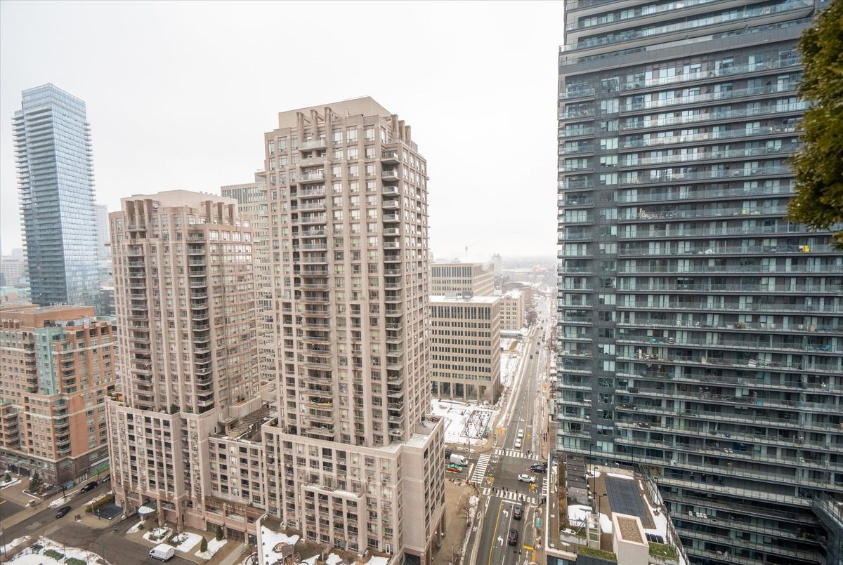 24 Wellesley Street W Toronto 24 Wellesley Street W Toronto