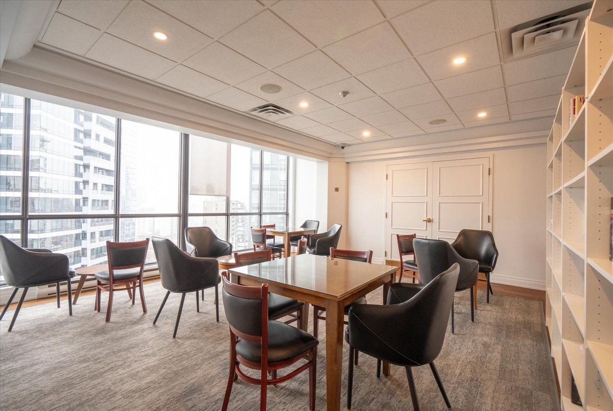 24 Wellesley Street W Toronto 24 Wellesley Street W Toronto