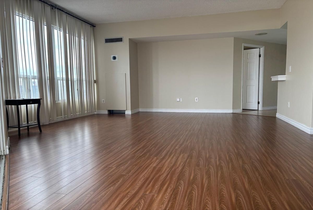 7 Concorde Place Toronto 7 Concorde Place Toronto