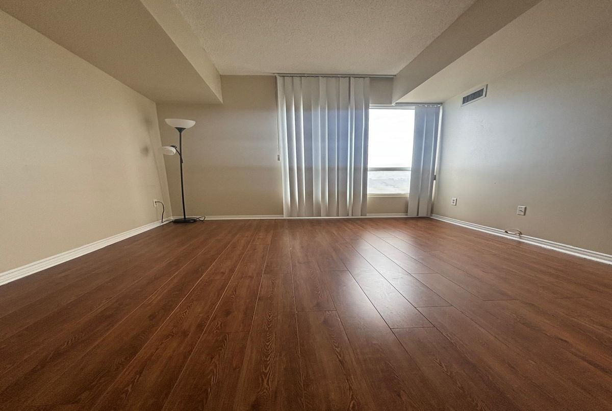 7 Concorde Place Toronto 7 Concorde Place Toronto