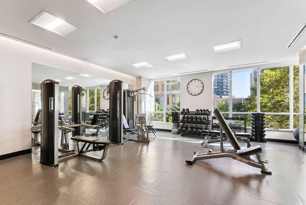 500 Sherbourne Street Toronto 500 Sherbourne Street Toronto