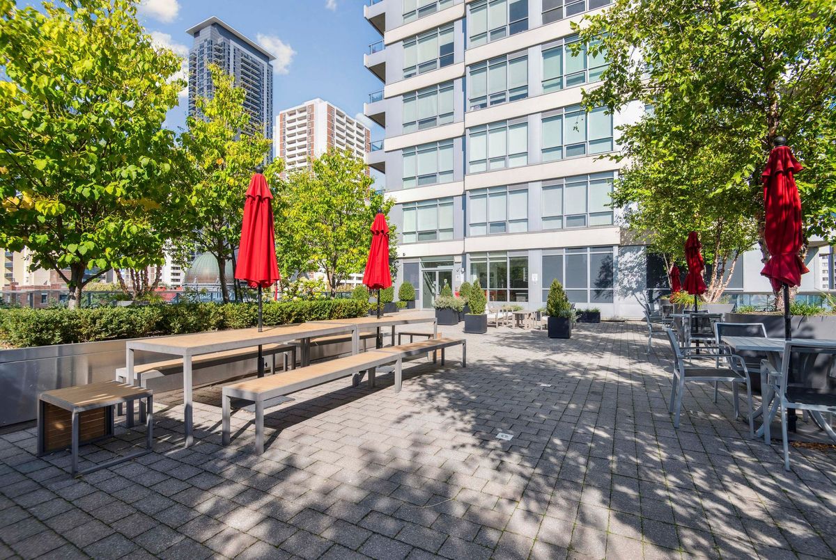 500 Sherbourne Street Toronto 500 Sherbourne Street Toronto