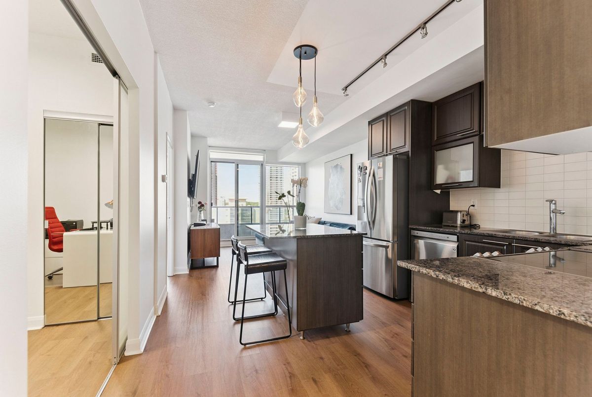 500 Sherbourne Street Toronto 500 Sherbourne Street Toronto