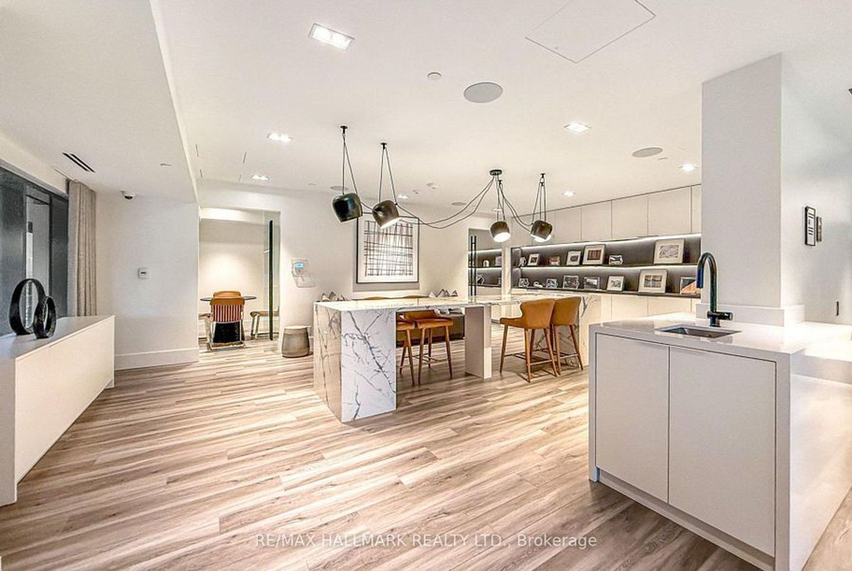 115 Denison Avenue Toronto 115 Denison Avenue Toronto