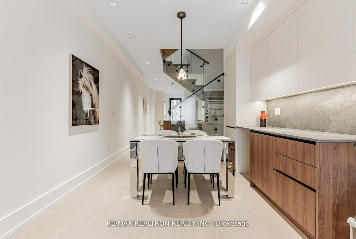 673 Crawford Street Toronto 673 Crawford Street Toronto