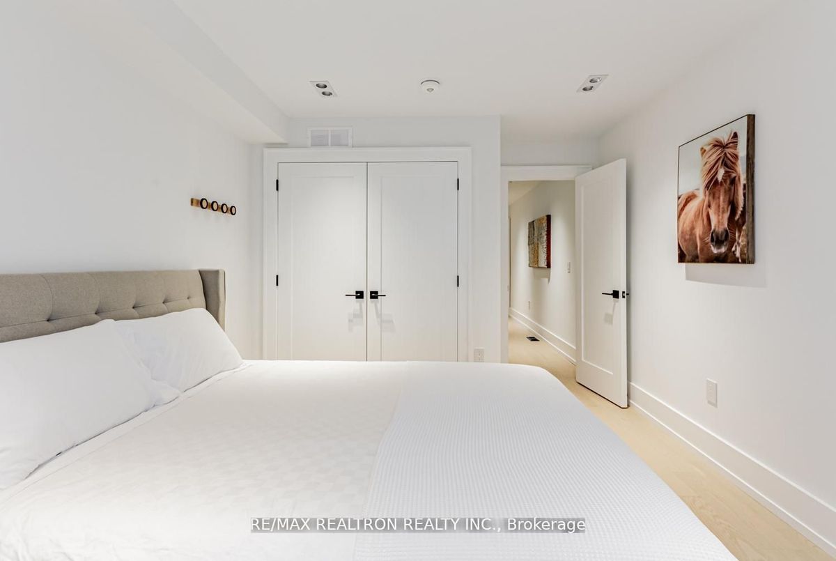 673 Crawford Street Toronto 673 Crawford Street Toronto