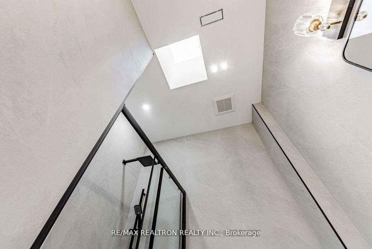 673 Crawford Street Toronto 673 Crawford Street Toronto