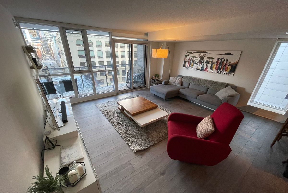 295 Adelaide Street W Toronto 295 Adelaide Street W Toronto