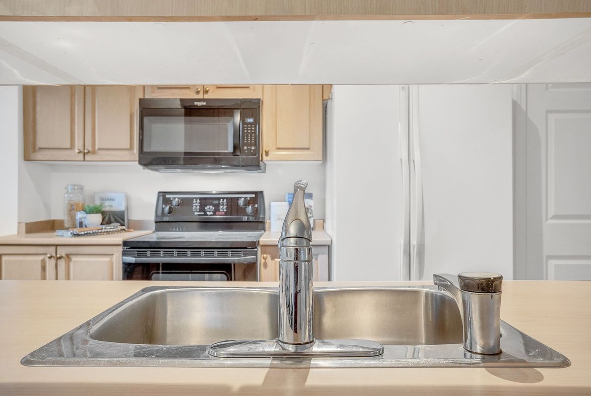 600 Eglinton Avenue E Toronto 600 Eglinton Avenue E Toronto