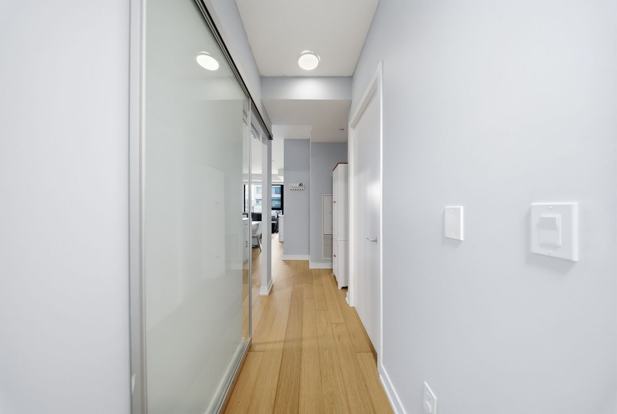 840 St Clair Avenue W Toronto 840 St Clair Avenue W Toronto