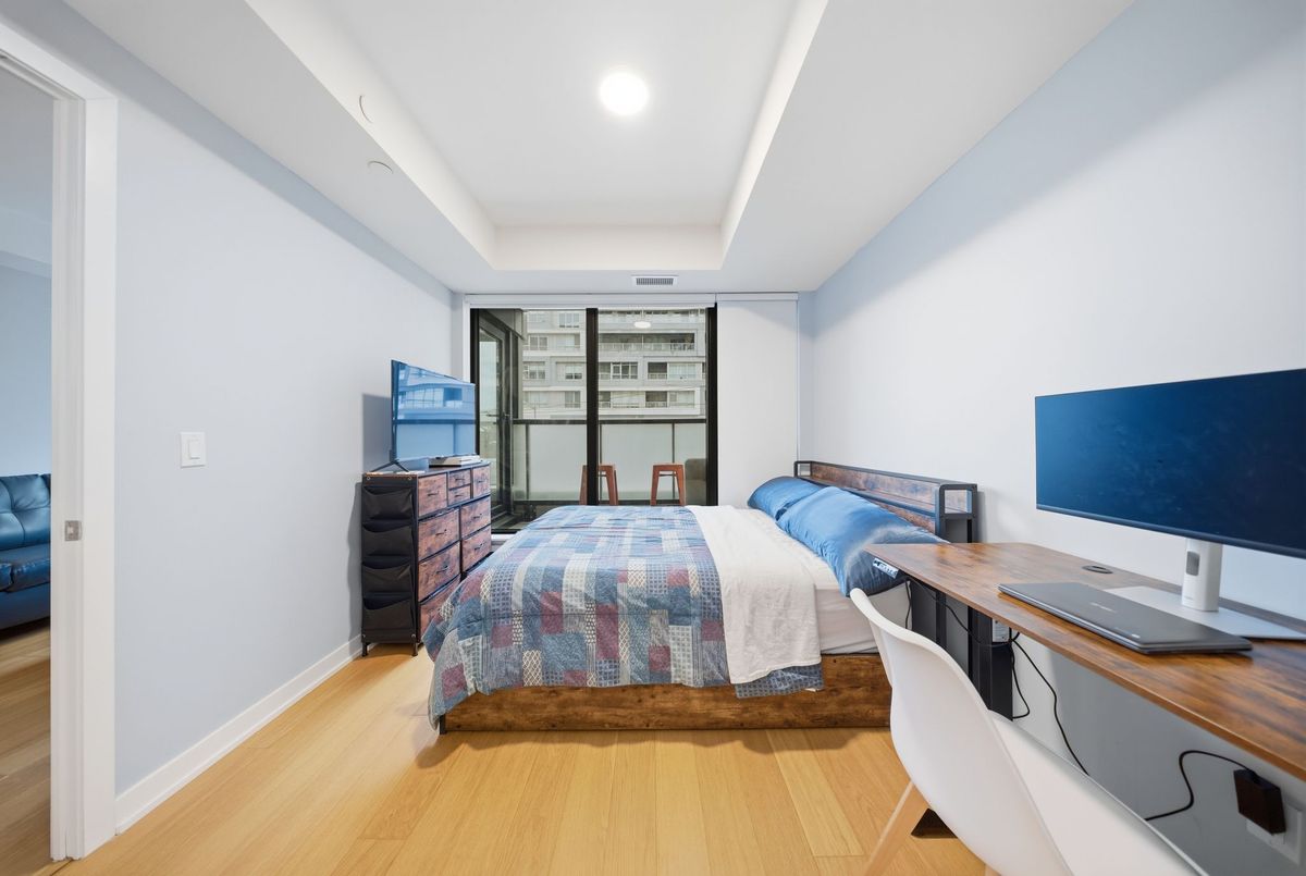 840 St Clair Avenue W Toronto 840 St Clair Avenue W Toronto