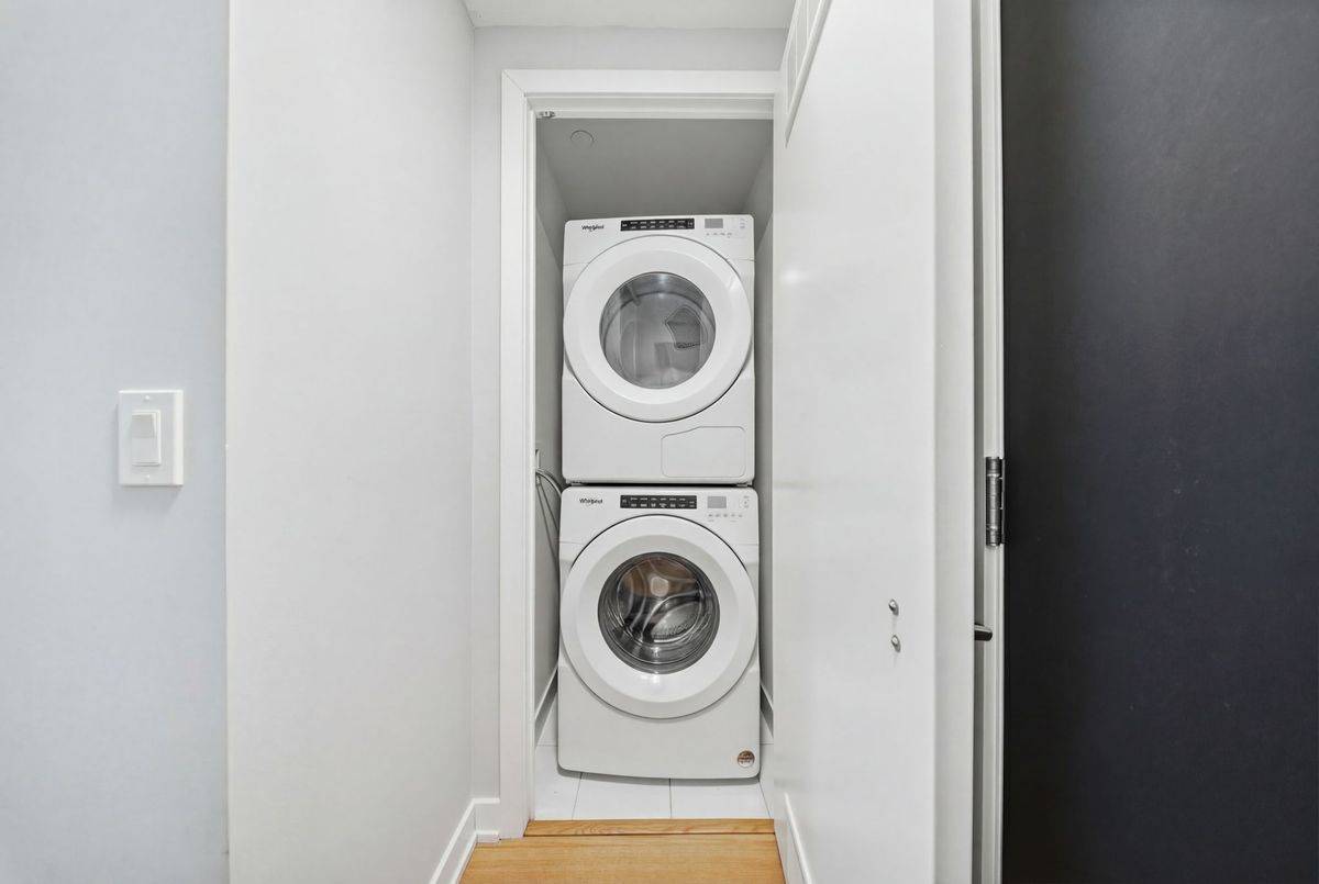 840 St Clair Avenue W Toronto 840 St Clair Avenue W Toronto