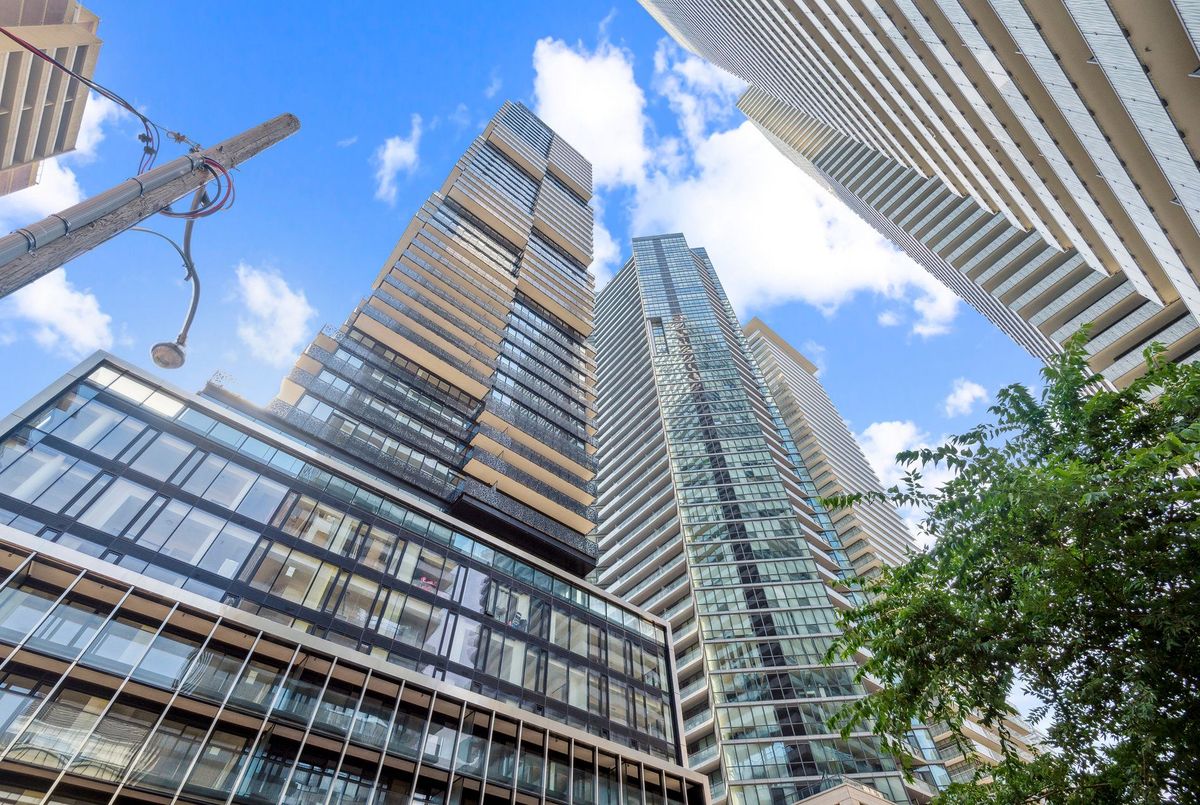 55 Charles Street Toronto 55 Charles Street Toronto