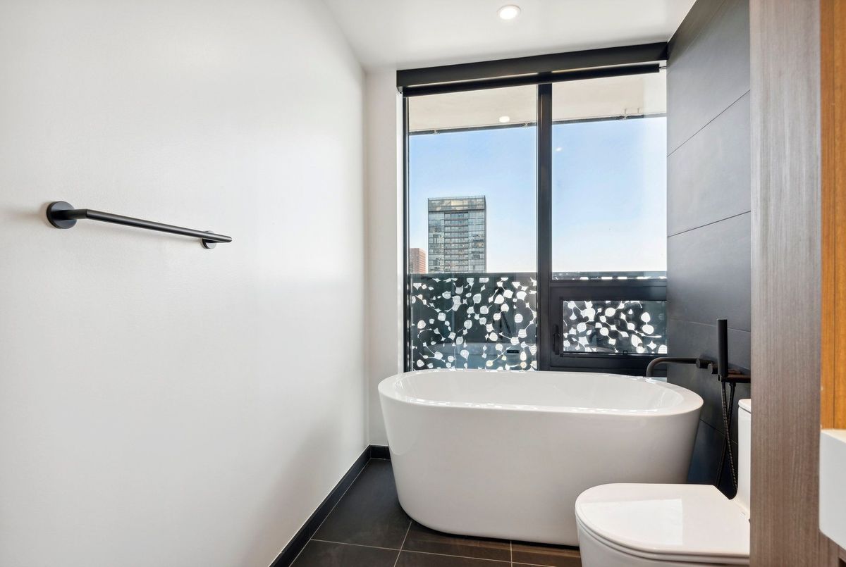 55 Charles Street Toronto 55 Charles Street Toronto