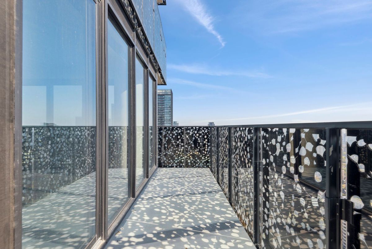 55 Charles Street Toronto 55 Charles Street Toronto