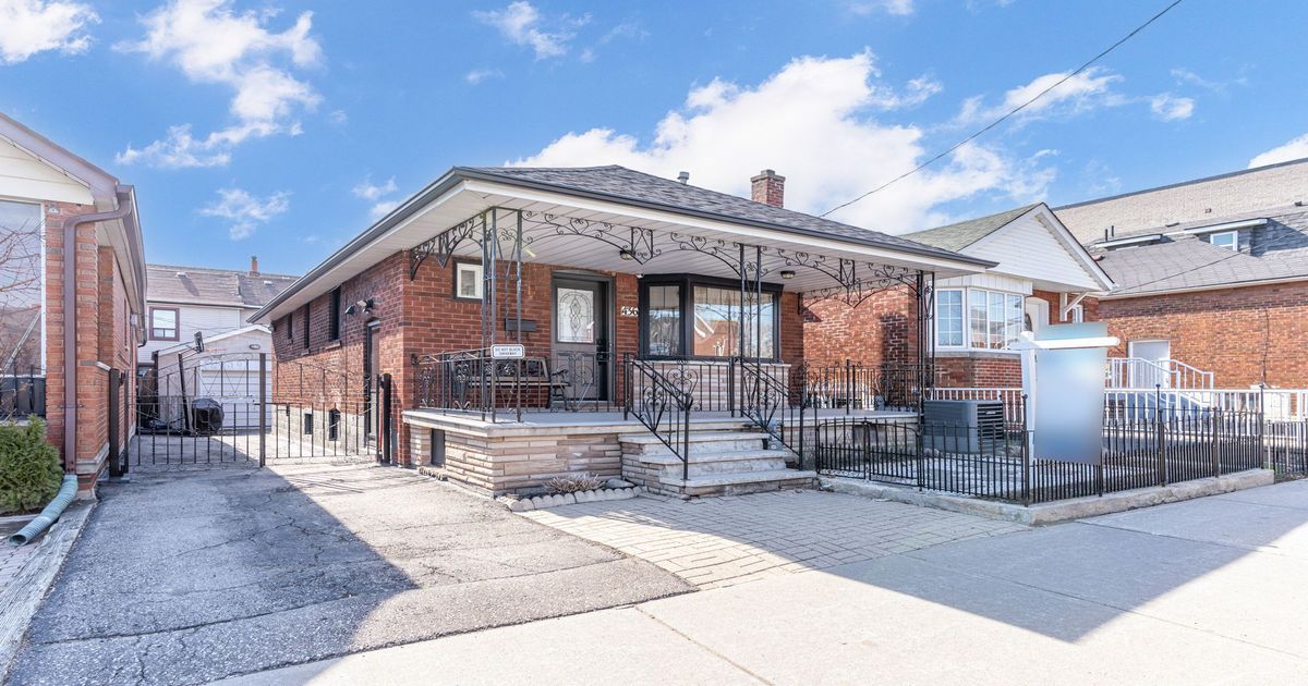 436 Oakwood Avenue Toronto