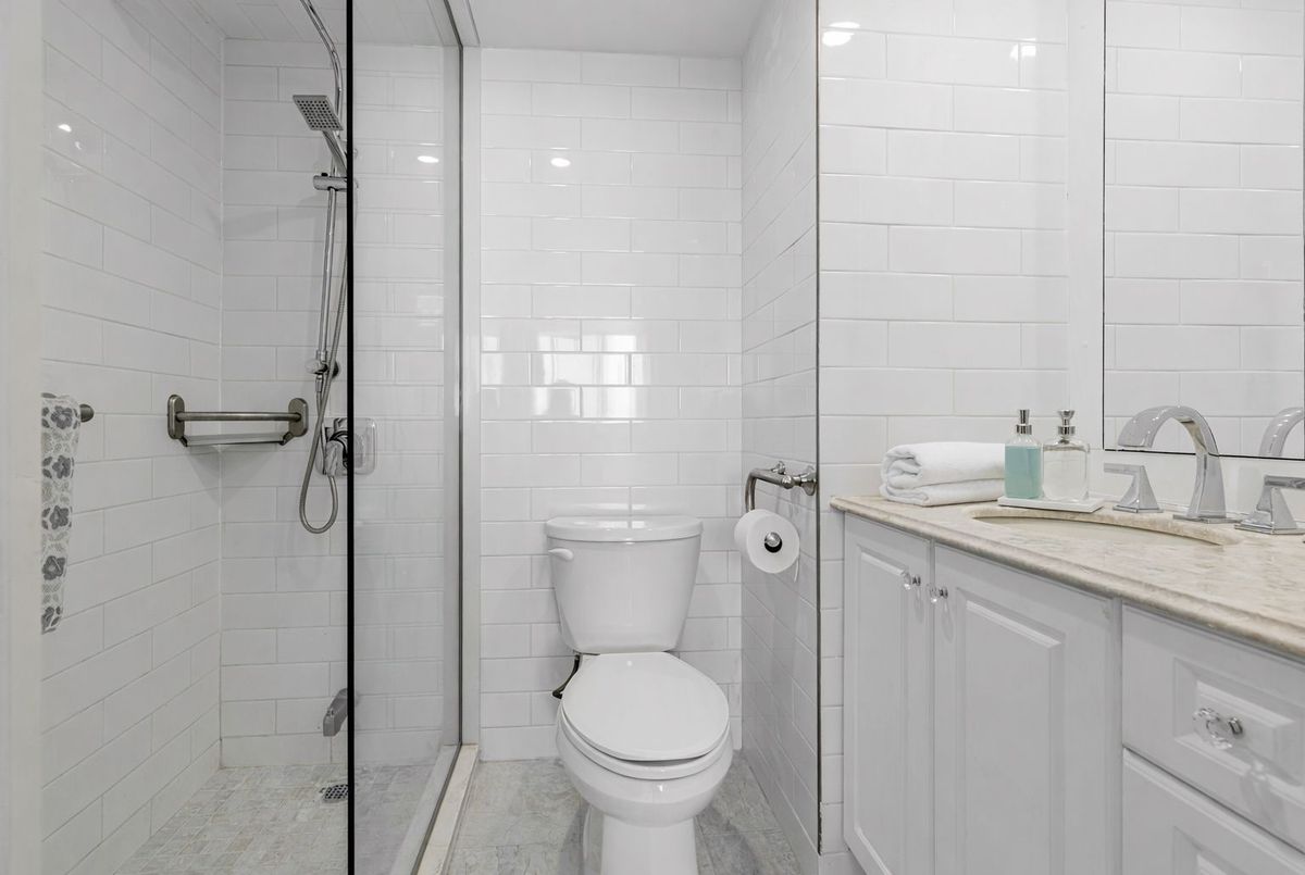 3000 Bathurst Street Toronto 3000 Bathurst Street Toronto