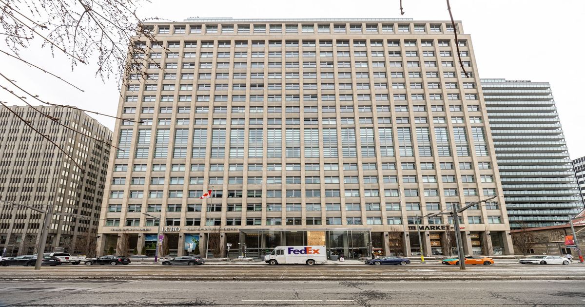 111 St Clair Avenue W Toronto