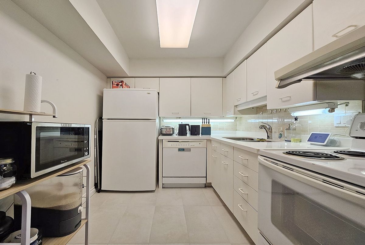 30 Greenfield Avenue Toronto 30 Greenfield Avenue Toronto