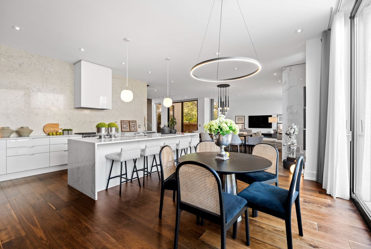 15 Fairmeadow Avenue Toronto 15 Fairmeadow Avenue Toronto