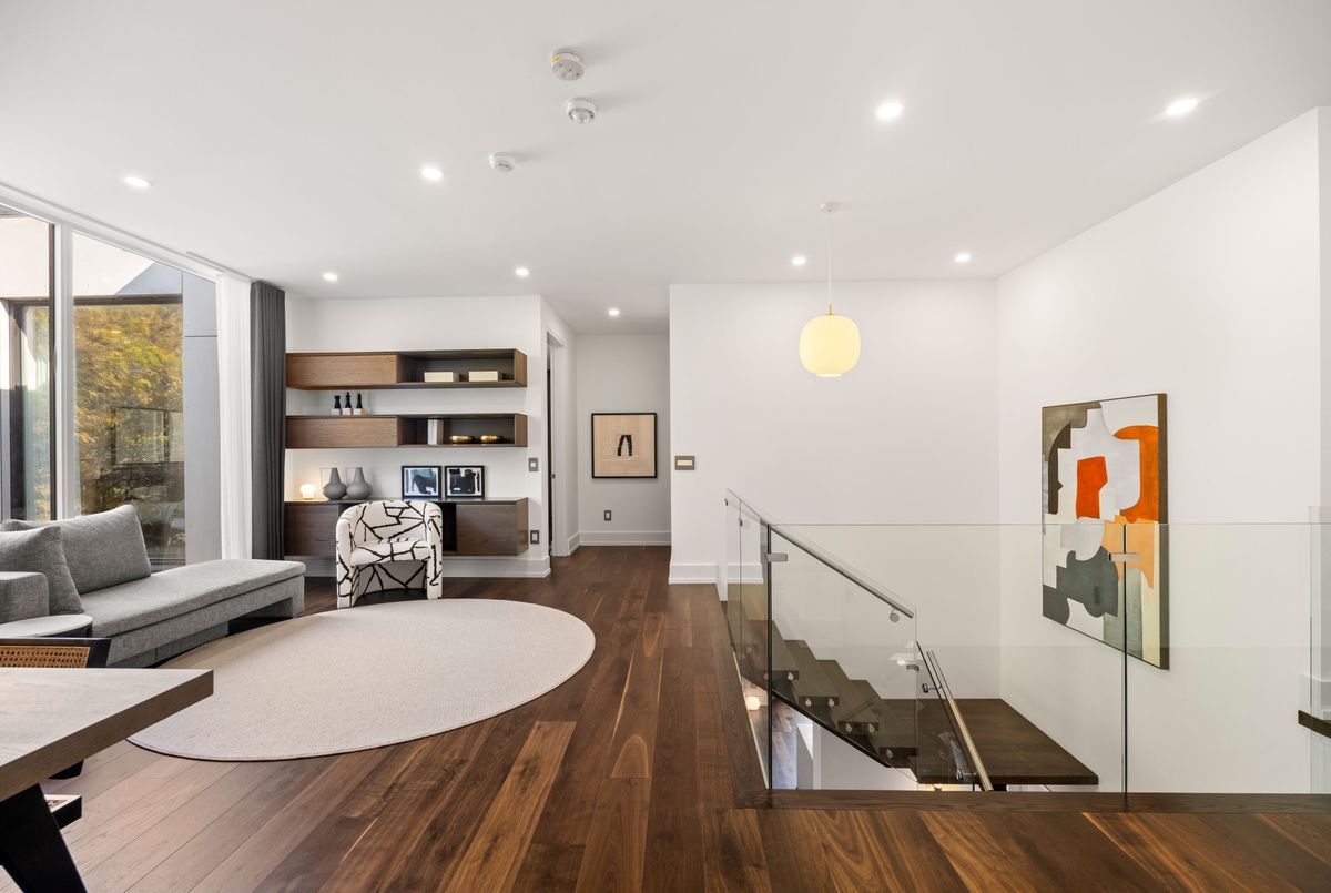 15 Fairmeadow Avenue Toronto 15 Fairmeadow Avenue Toronto