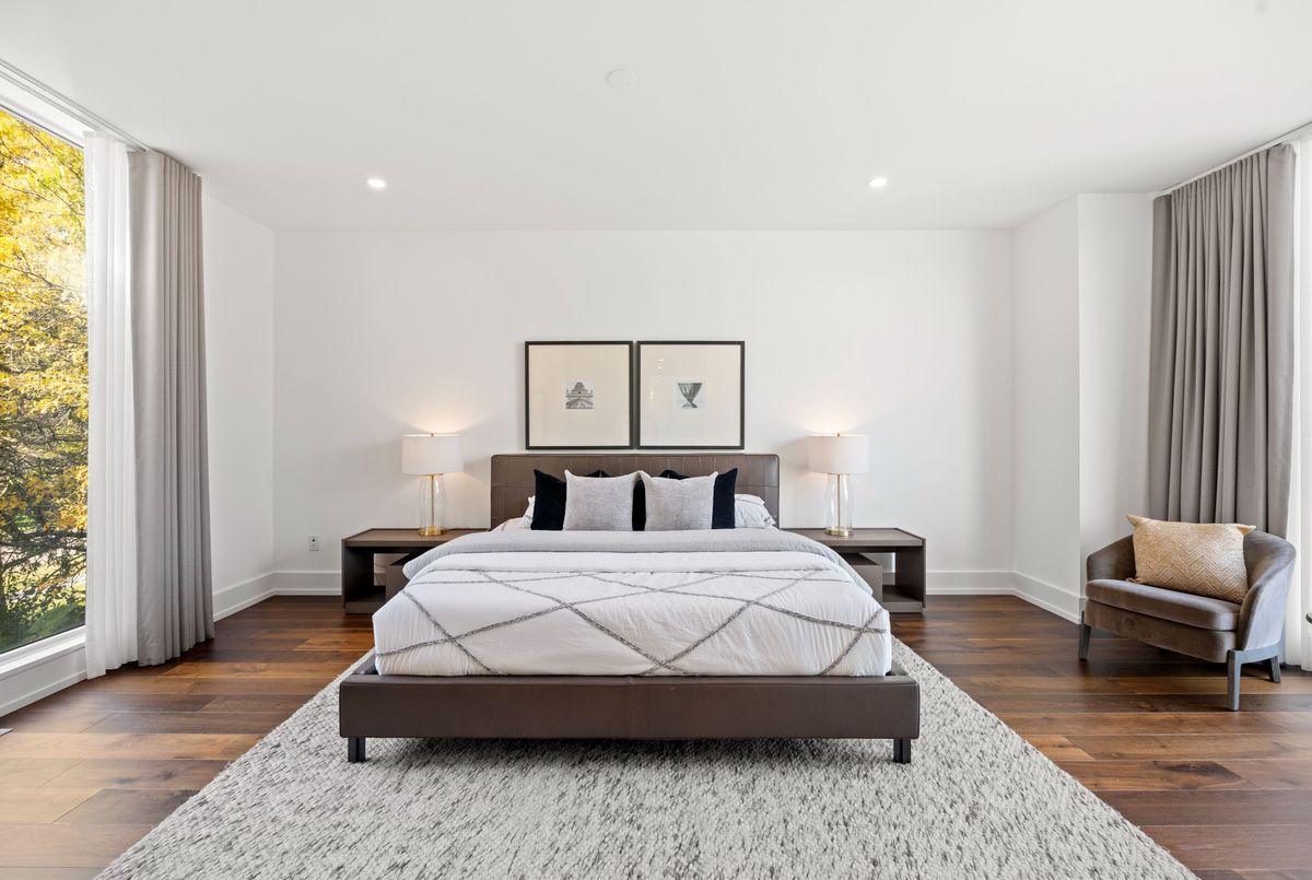 15 Fairmeadow Avenue Toronto 15 Fairmeadow Avenue Toronto