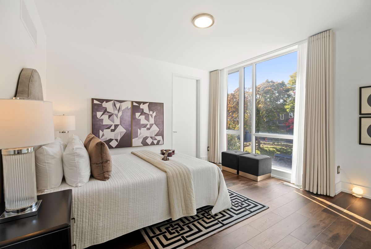 15 Fairmeadow Avenue Toronto 15 Fairmeadow Avenue Toronto