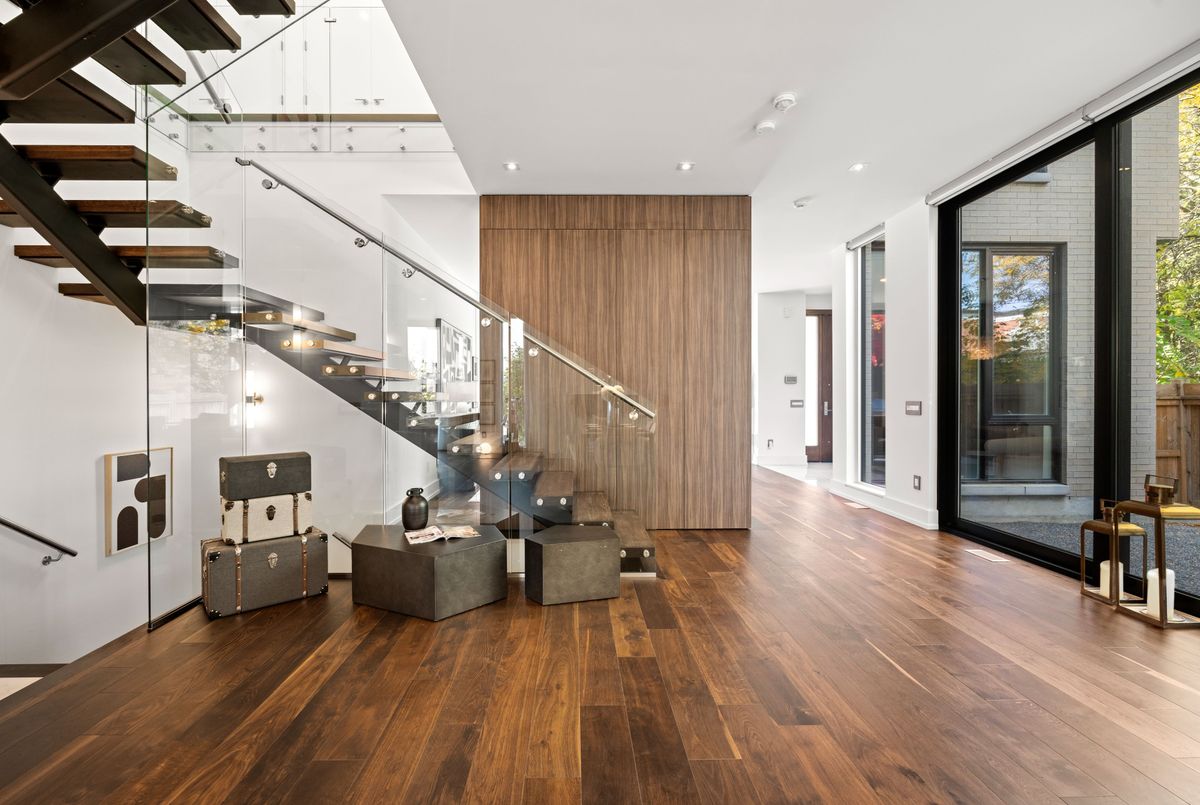 15 Fairmeadow Avenue Toronto 15 Fairmeadow Avenue Toronto