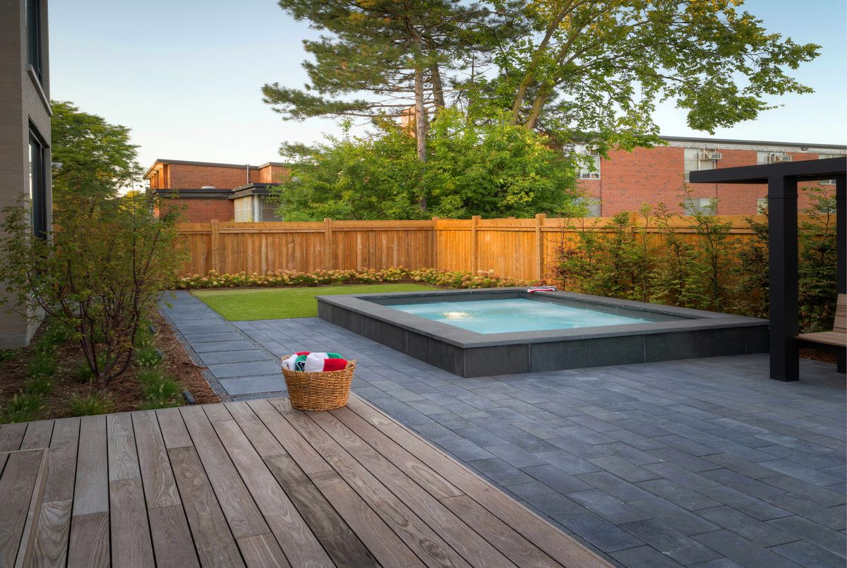 15 Fairmeadow Avenue Toronto 15 Fairmeadow Avenue Toronto