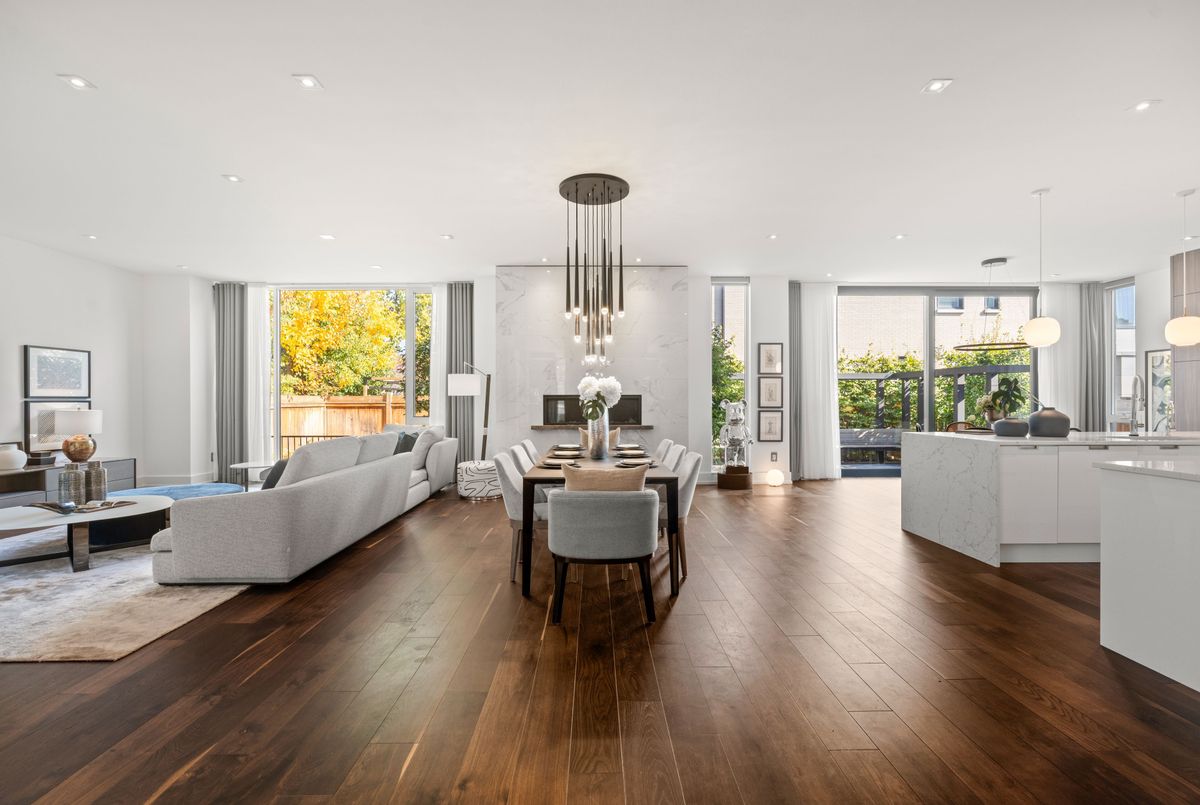 15 Fairmeadow Avenue Toronto 15 Fairmeadow Avenue Toronto