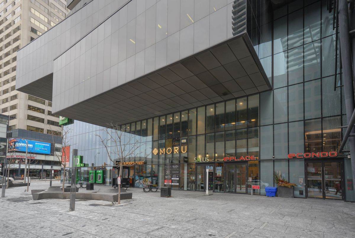 8 Eglinton Avenue E Toronto 8 Eglinton Avenue E Toronto