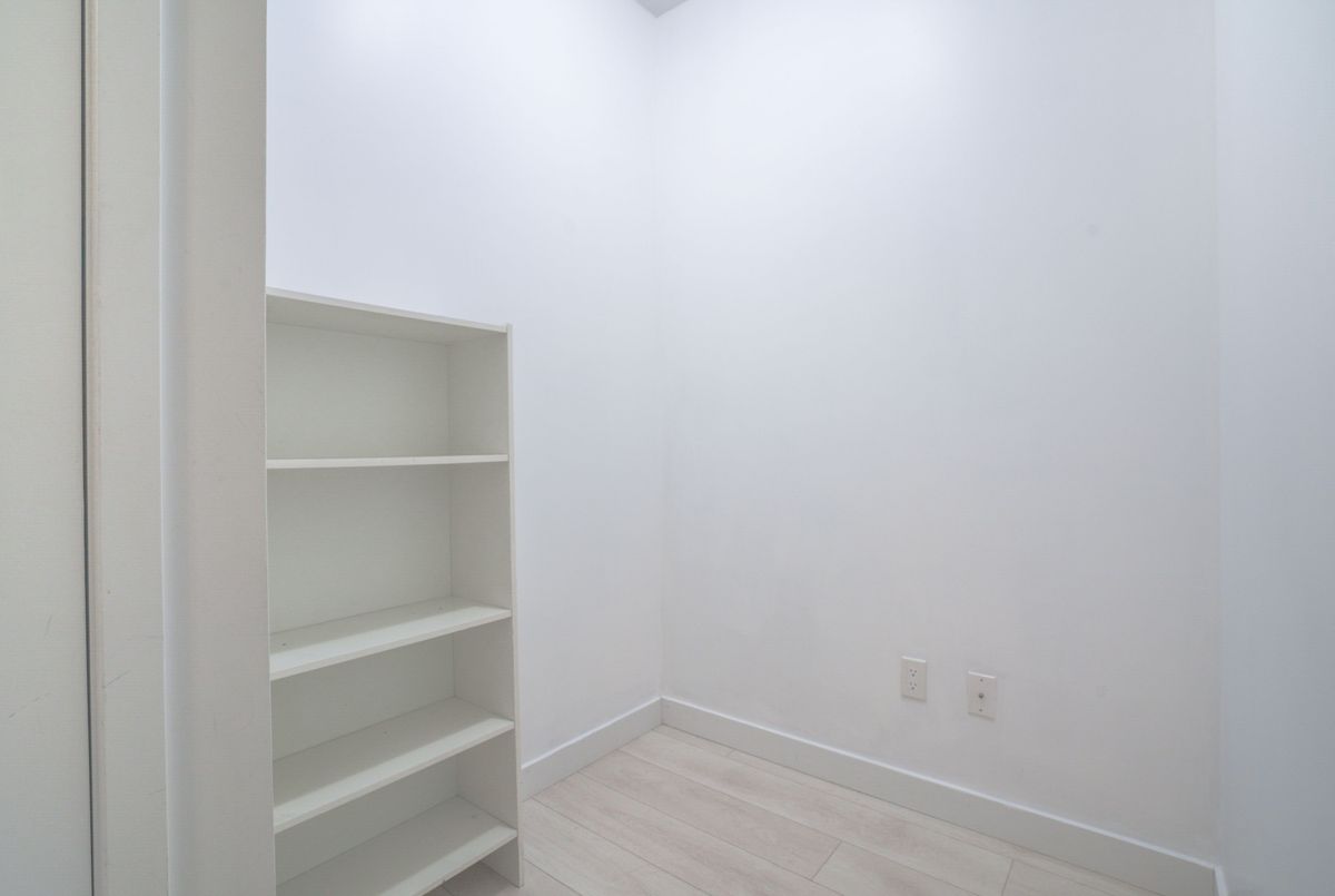 8 Eglinton Avenue E Toronto 8 Eglinton Avenue E Toronto