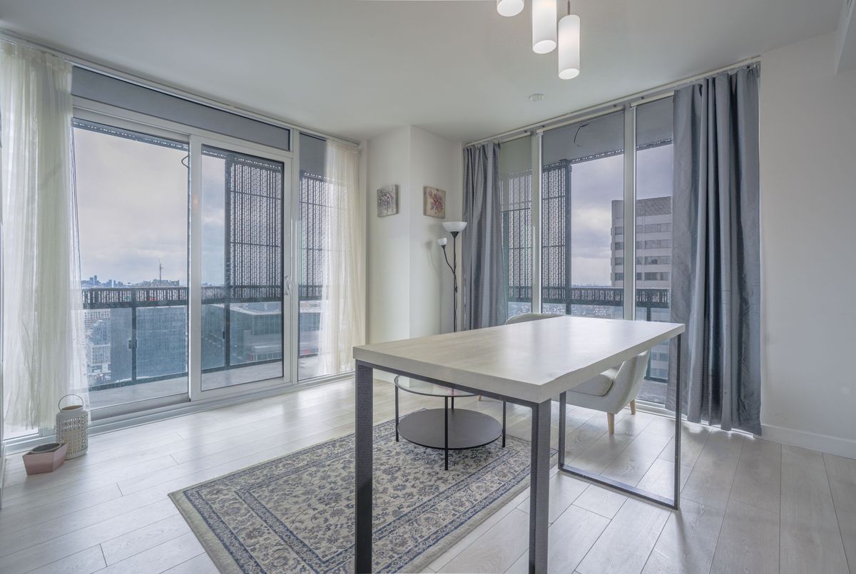 8 Eglinton Avenue E Toronto 8 Eglinton Avenue E Toronto