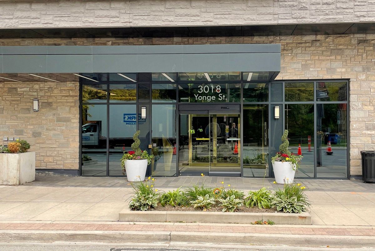 3018 Yonge Street Toronto 3018 Yonge Street Toronto