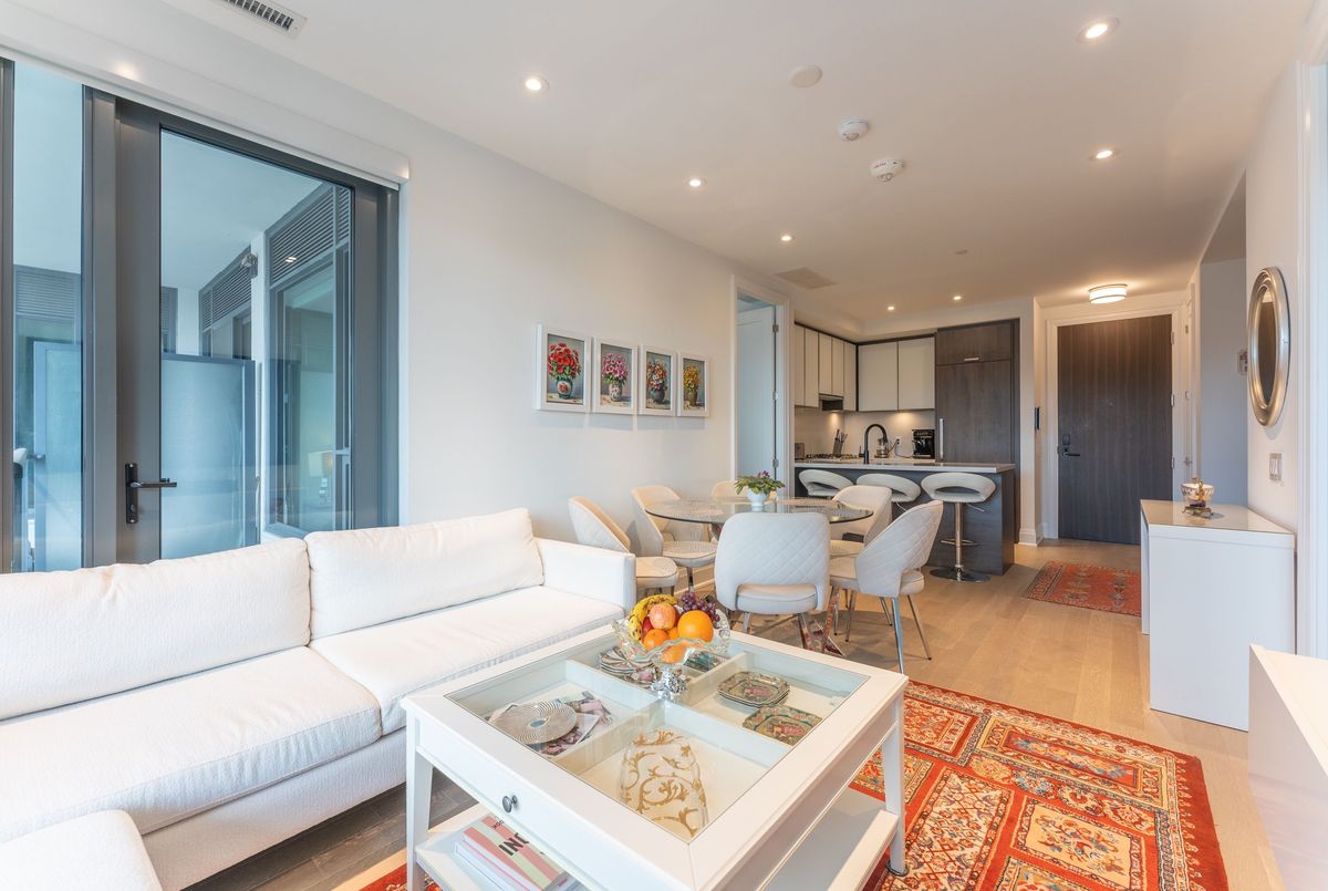 280 Howland Avenue Toronto 280 Howland Avenue Toronto