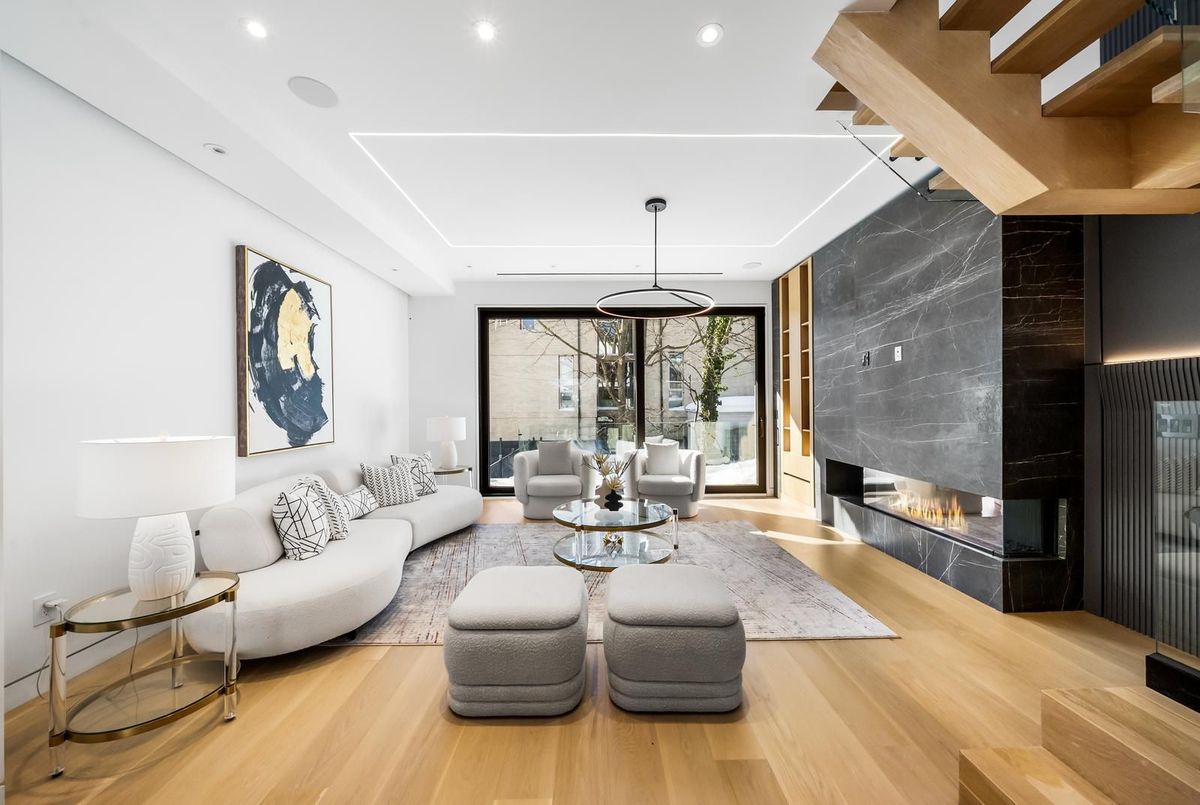 74B Rathnelly Avenue Toronto 74B Rathnelly Avenue Toronto