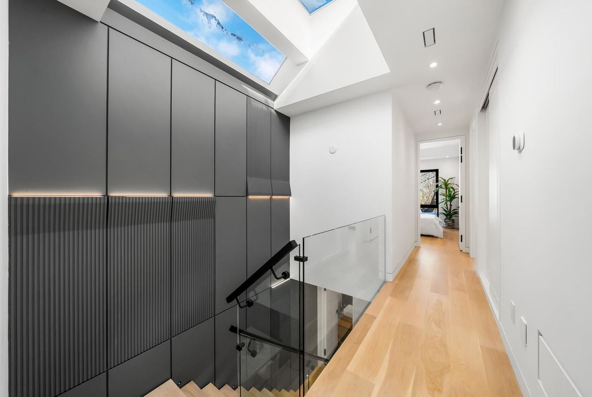 74B Rathnelly Avenue Toronto 74B Rathnelly Avenue Toronto