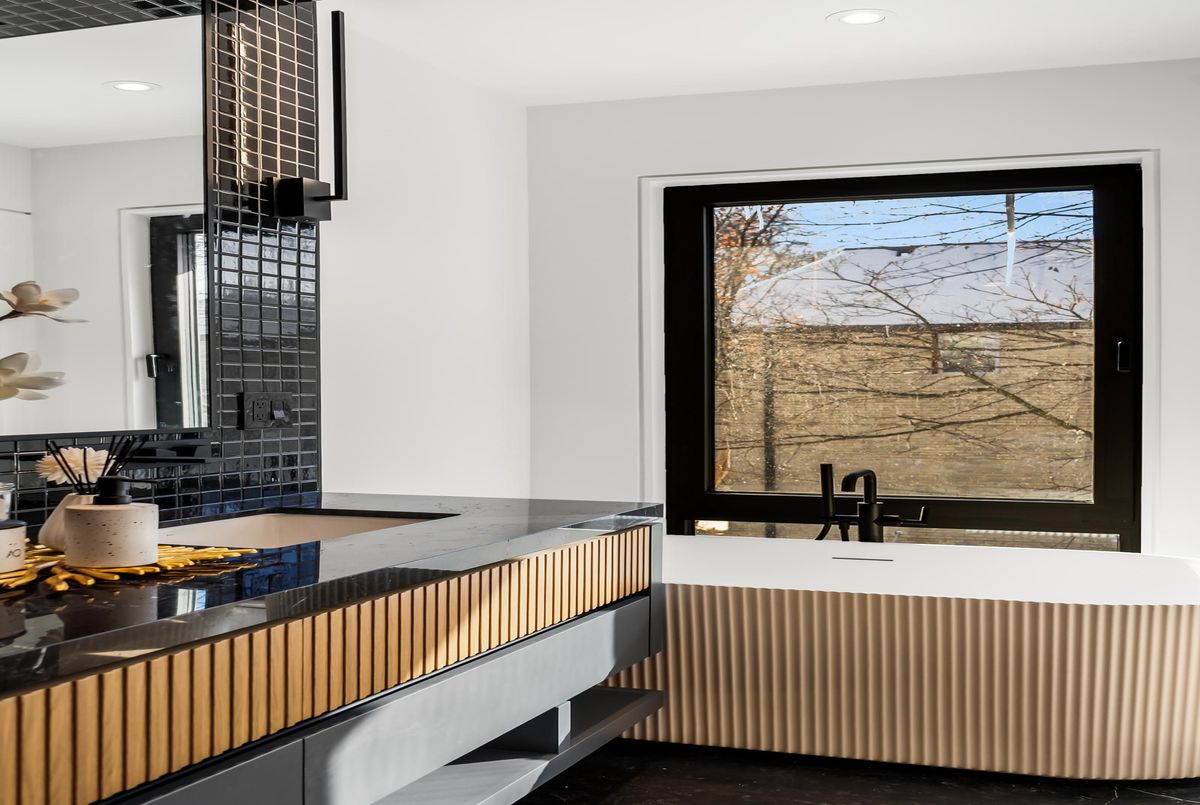 74B Rathnelly Avenue Toronto 74B Rathnelly Avenue Toronto