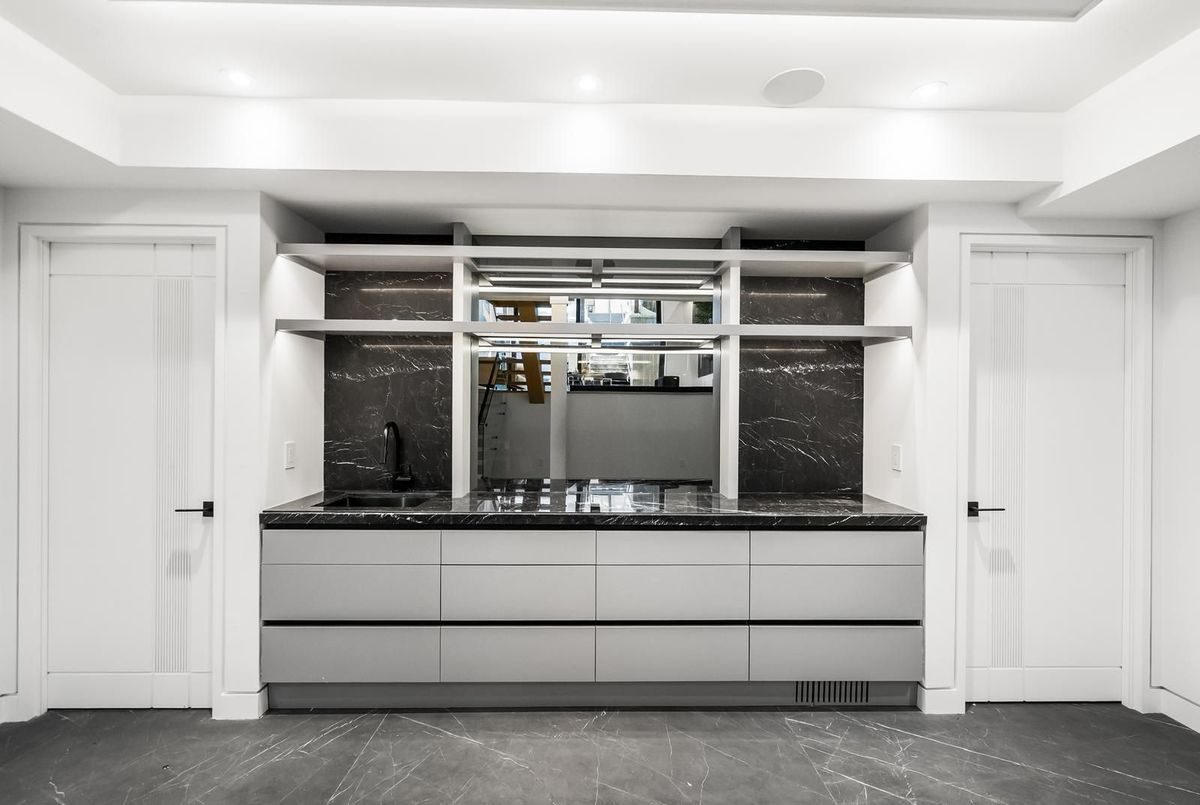 74B Rathnelly Avenue Toronto 74B Rathnelly Avenue Toronto