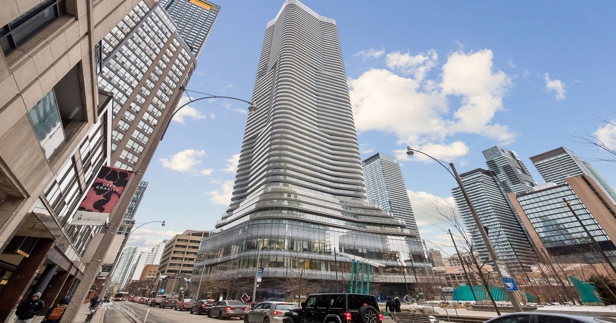 11 Wellesley Street W Toronto