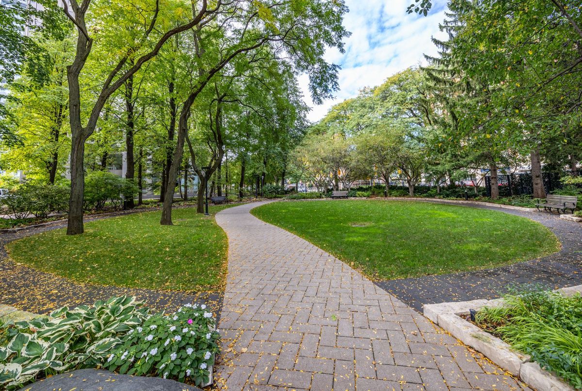 63 St Clair Avenue W Toronto 63 St Clair Avenue W Toronto