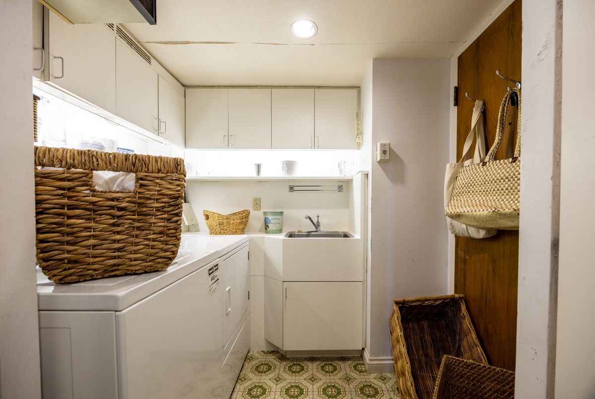 63 St Clair Avenue W Toronto 63 St Clair Avenue W Toronto