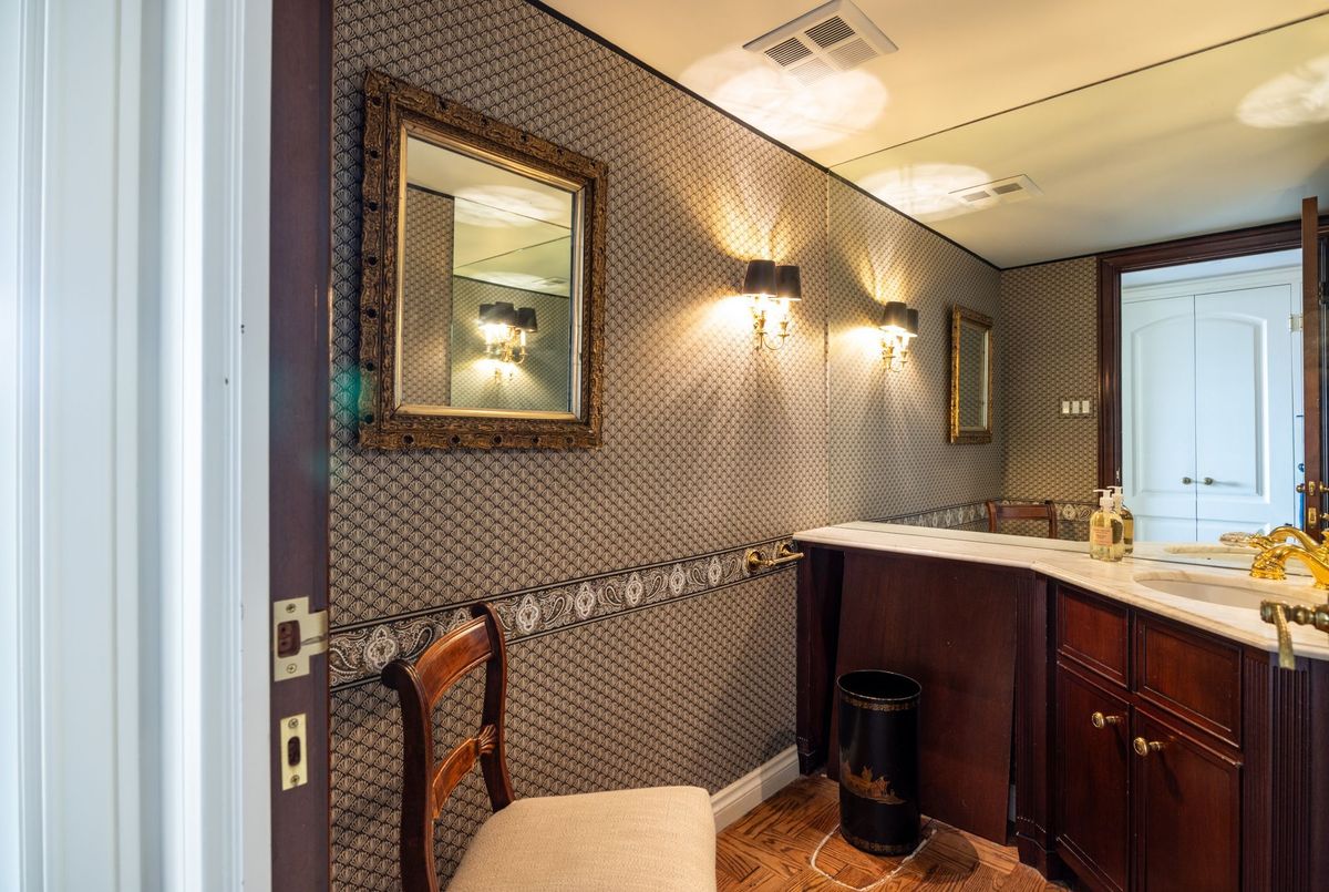 63 St Clair Avenue W Toronto 63 St Clair Avenue W Toronto